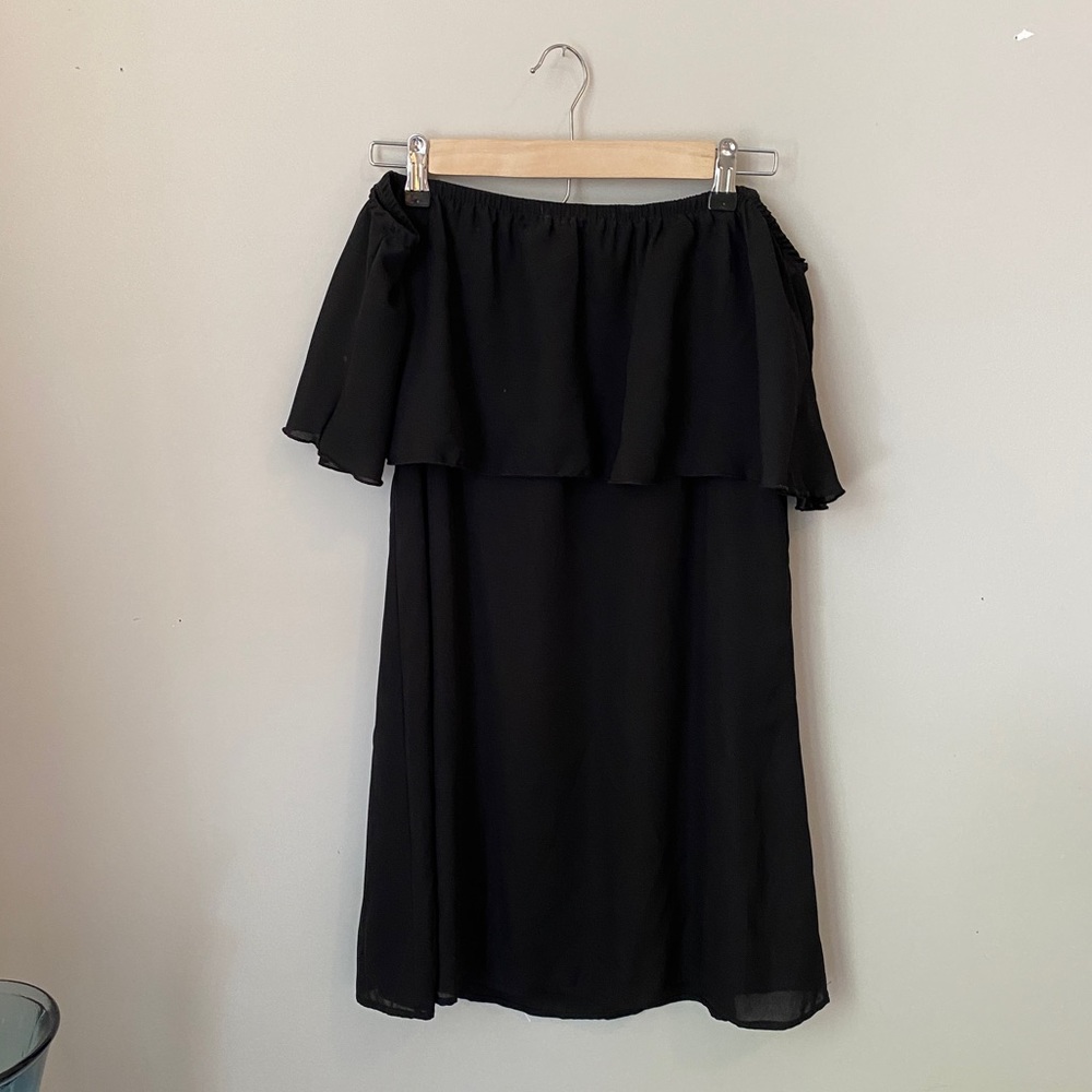 Off shoulder black dress